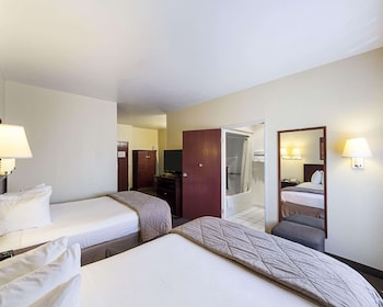 Suite, Multiple Beds, Non Smoking