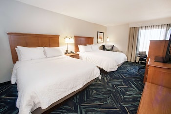 Room, 2 Queen Beds, Accessible, Non Smoking