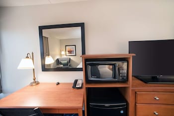 Room, 2 Queen Beds, Accessible, Non Smoking