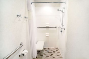 Room, 2 Queen Beds, Accessible, Non Smoking