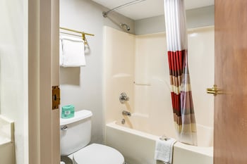 Deluxe Room, 2 Queen Beds, Non Smoking