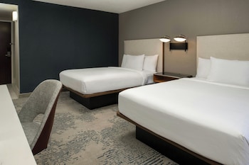 Room, 2 Queen Beds, Balcony