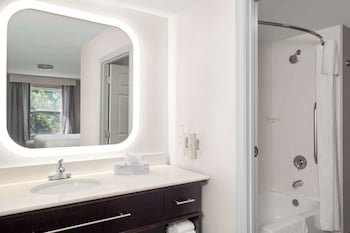 Deluxe Suite, 2 Double Beds