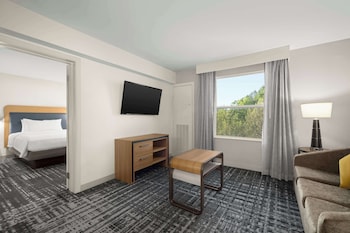 Deluxe Suite, 2 Double Beds