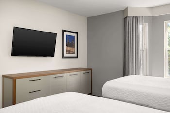 Suite, 2 Double Beds, With Balcony