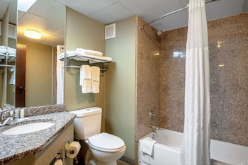 Standard Room, 2 Queen Beds, Non Smoking
