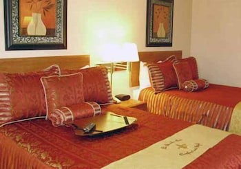 Standard Room, 2 Queen Beds, Non Smoking