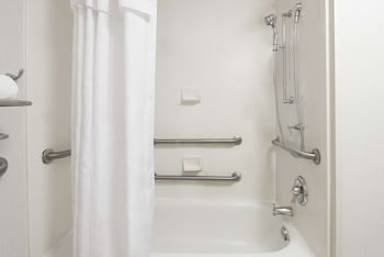 Suite, 2 Double Beds, Accessible, Bathtub (Mobility & Hearing)