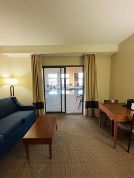 Suite, Multiple Beds, Non Smoking (Upgrade)