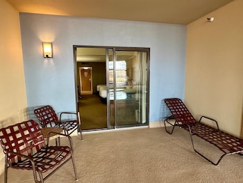 Suite, Multiple Beds, Non Smoking (Upgrade)
