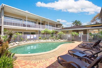 Superior Room, Pool View