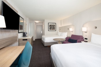 Premium Room, 2 Queen Beds (High Floor)