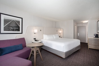 Standard Room, 1 King Bed