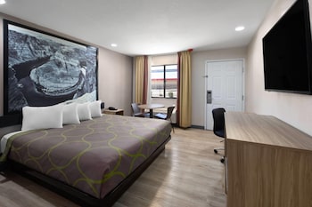 Standard Room, 1 King Bed