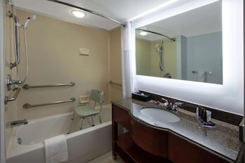 Studio Suite, 1 King Bed, Non Smoking