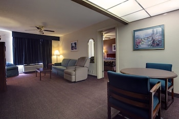Suite, 1 King Bed, Non Smoking
