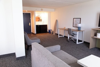 Studio, 1 King Bed