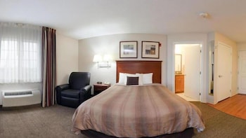Studio Suite, 1 Queen Bed