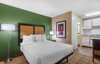 Studio, 1 Queen Bed, Non Smoking
