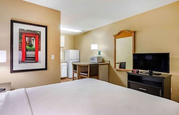 Studio, 1 Queen Bed, Non Smoking