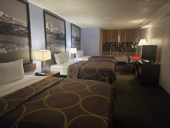 Room, Multiple Beds, Non Smoking