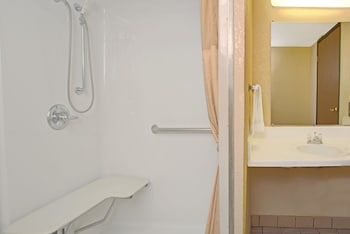 Room, Accessible, Microwave