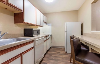 Deluxe Studio, Multiple Beds, Non Smoking
