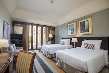 Premier Deluxe Lake or Pagoda View Twin Bed