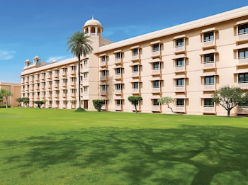 Room (Trident Preferrred)