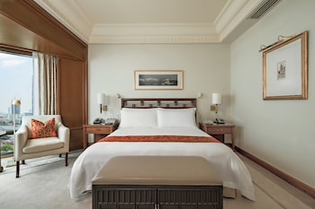 Deluxe Suite King