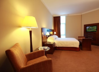 Standard Room, 1 King Bed (Classic Studio King)