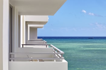 Room, 2 Double Beds, Balcony, Ocean View