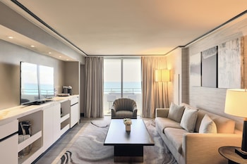 Presidential Suite, Oceanfront (Vice Presidential)