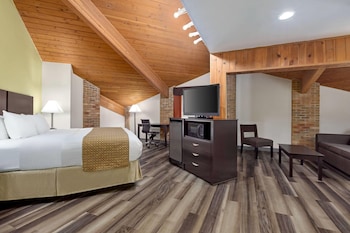 Suite, 1 King Bed
