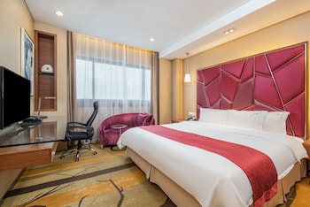Premium Room, 1 King Bed, Garden View