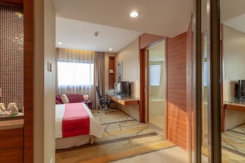 Premium Room, 1 King Bed, Garden View