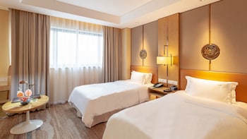 Premium Room, 2 Twin Beds, Non Smoking (Lounge Access)