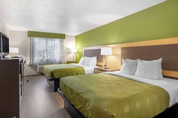 Room, 2 Queen Beds, Accessible, Non Smoking