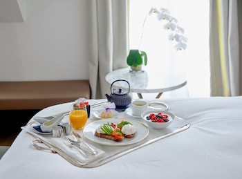 Deluxe Room, 1 King Bed