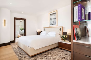 Parisian Suite