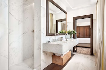 Parisian Suite