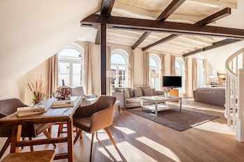 Guenter Grass-Suite, Non Smoking, additional maisonette bedroom