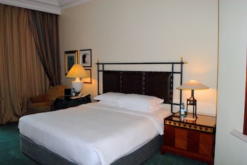 Club Room, 1 King Bed