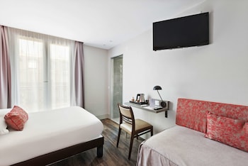 Classic Room, Multiple Beds, Non Smoking