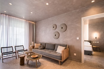 Villa, Beachfront