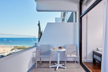 Standard Studio, Partial Sea View