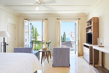 Studio Suite, Sea View