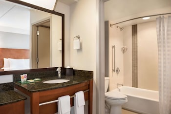 Room, Multiple Beds, Accessible, Bathtub