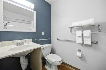 Studio, 1 Queen Bed, Accessible, Non Smoking