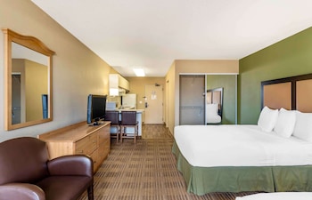 Studio, 2 Queen Beds, Non Smoking